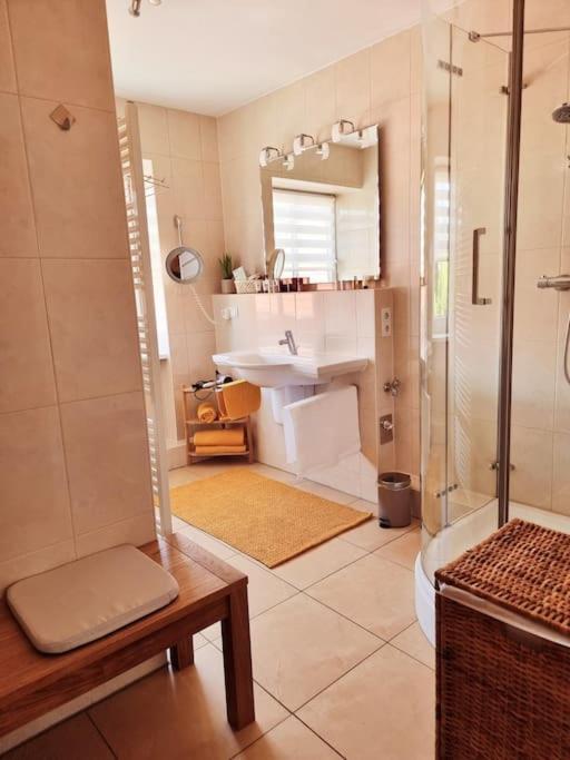 Traumhafte Auszeit Apartment Bad Lauchstadt Luaran gambar