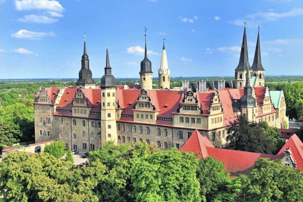 Traumhafte Auszeit Apartment Bad Lauchstadt Luaran gambar